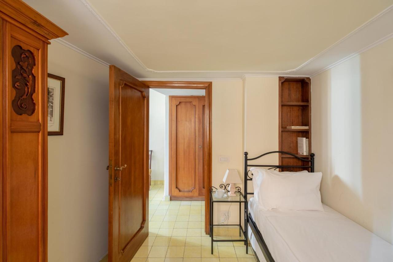 Апартаменты Iflat Campo De Fiori Cozy Flat Рим Экстерьер фото