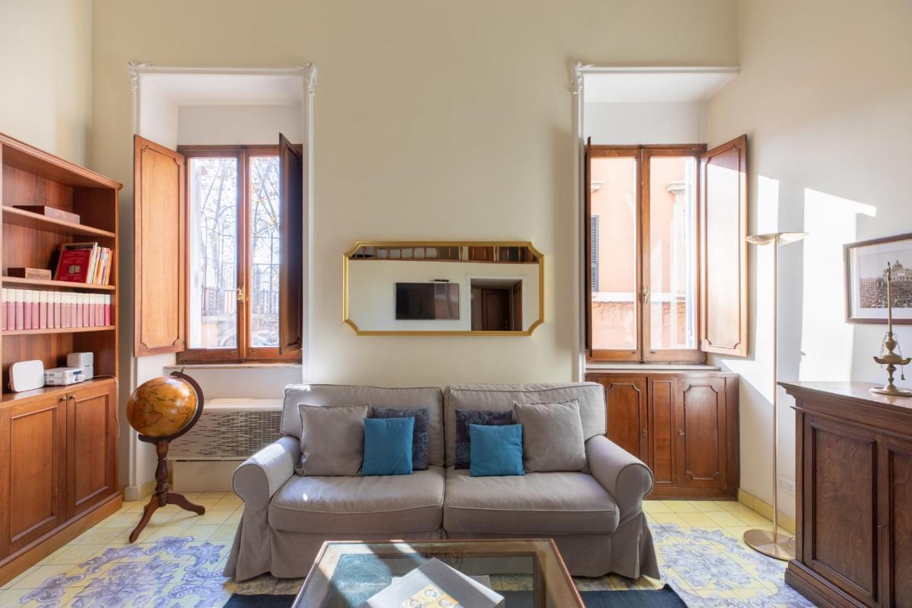 Апартаменты Iflat Campo De Fiori Cozy Flat Рим Экстерьер фото